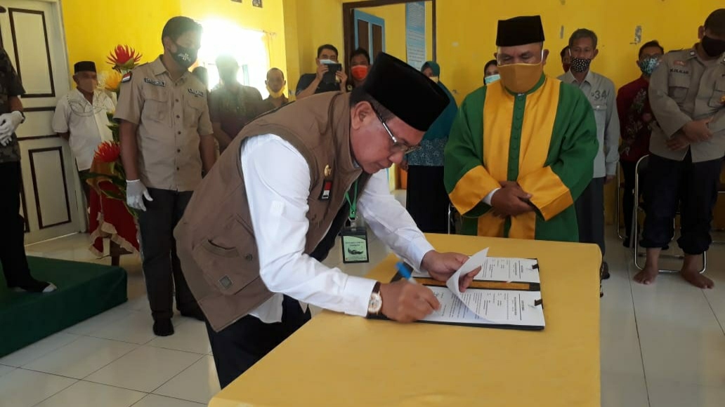 Bupati Kotabaru Lantik Pengurus BPD Tiga Desa