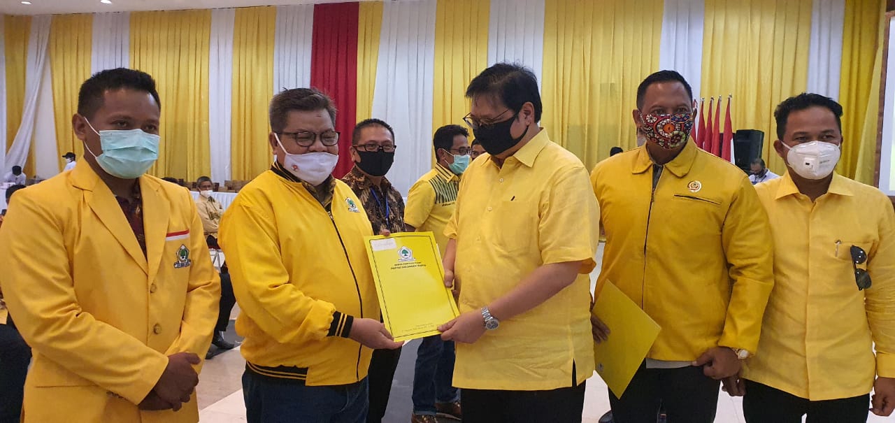 Golkar Resmi Calonkan Ansharuddin-Iswan
