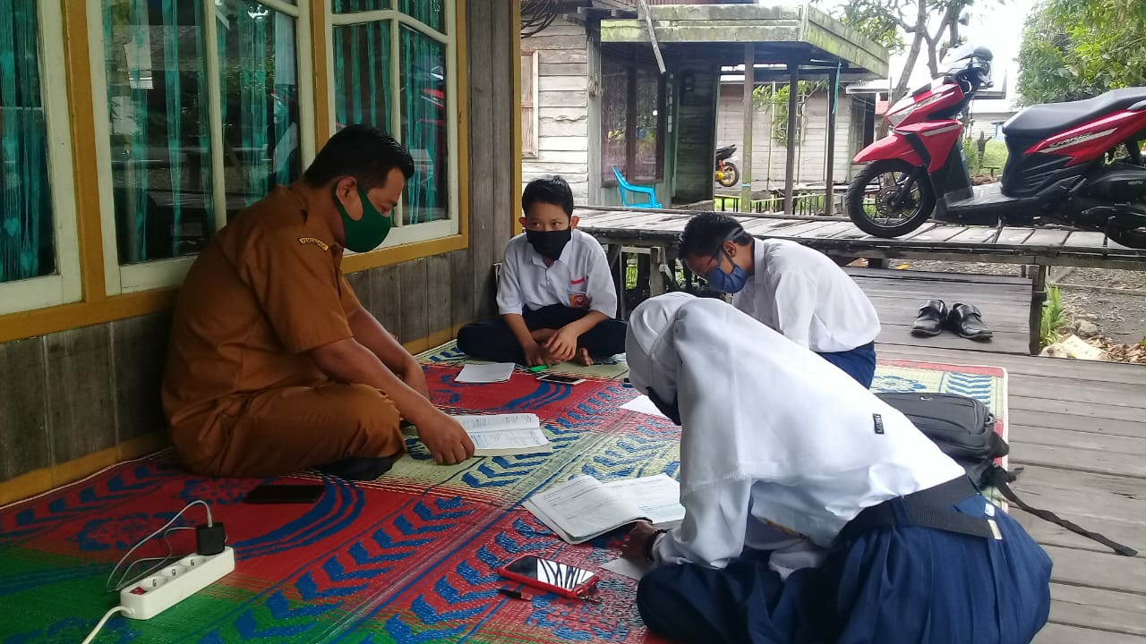 SAVE_20200902_162702 SMPN 6 Terapkan Belajar Tatap Muka dengan Jaga Jarak
