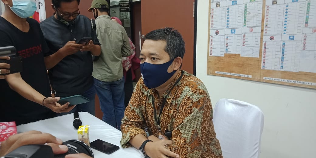 Hari Pertama, Baru Dua Pasangan Mendaftar di KPU Banjarmasin 