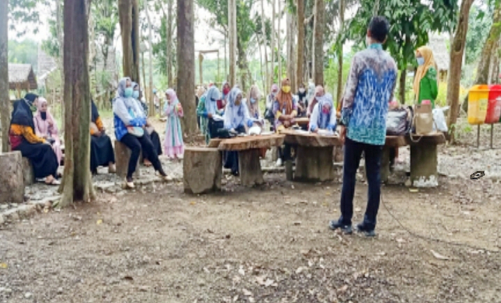 SAVE_20201128_090322 DPPKB Balangan Gelar Sosialisasi 3M di Ruang Terbuka Rancah Mampulang