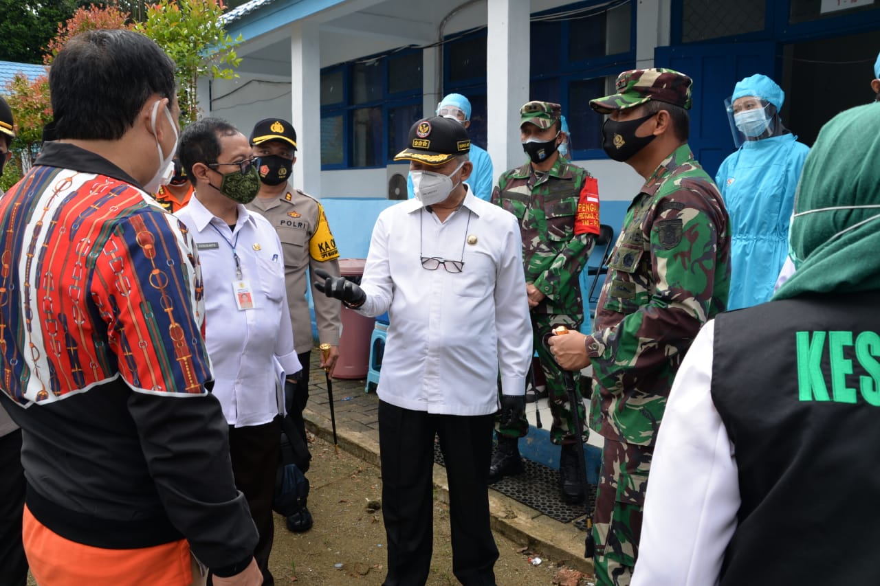 Danrem 101/Antasari Dampingi Tim Monev Gugus Tugas Covid-19