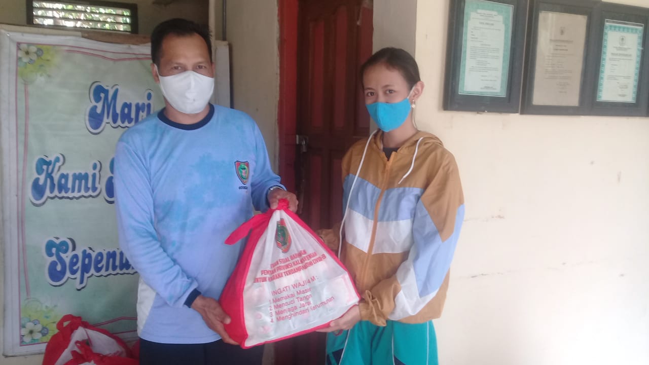 Pemprov Kalteng Salurkan Sembako untuk Mahasiswa