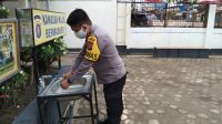 WhatsApp Image 2020-12-19 at 20.59.26 Anggota Polsek Dusun Tengah Membiasakan Pencegahan Covid-19