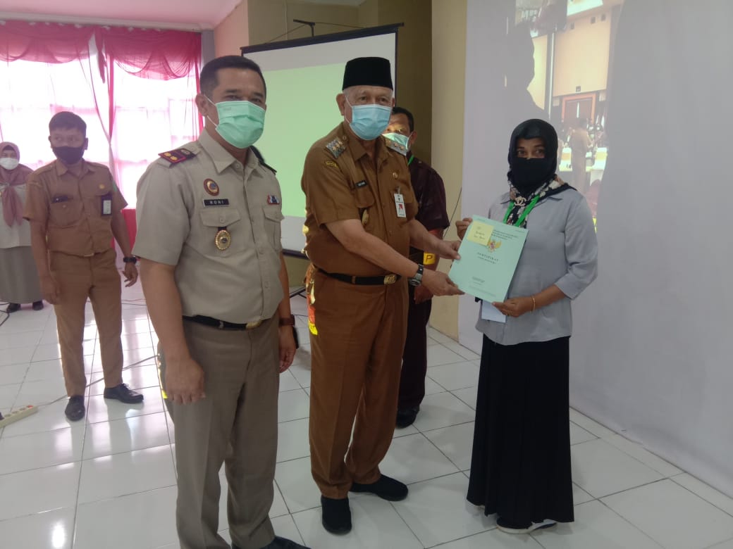 BPN Tanbu Kembali Serahkan Ribuan Sertifikat