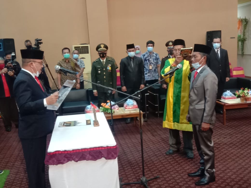 Pitoyo Gantikan Alm Sahrifin sebagai Anggota DPRD Tanbu 
