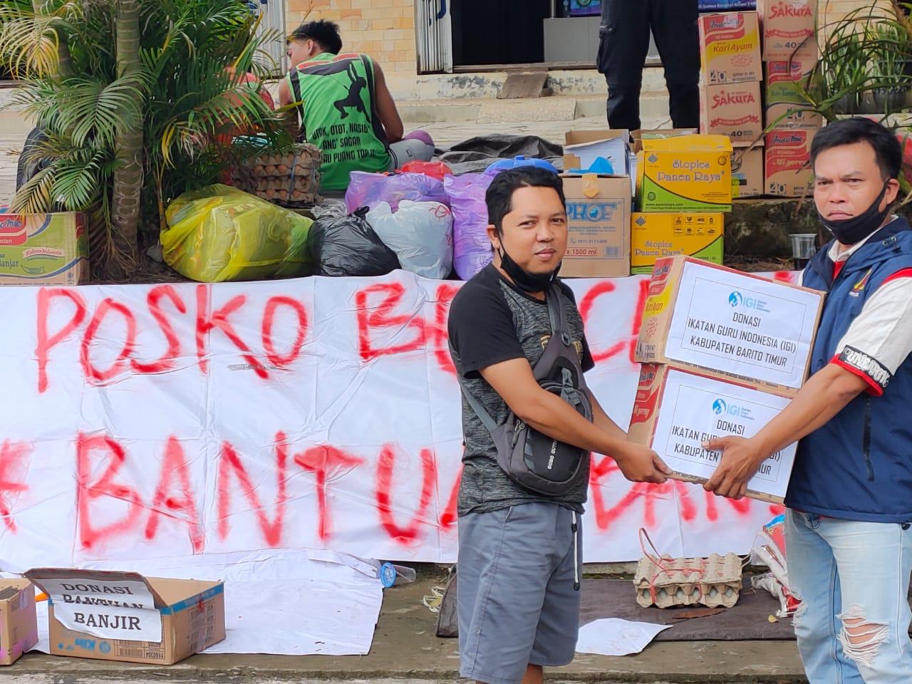WhatsApp Image 2021-01-17 at 07.51.12 Musibah Banjir Kalsel Bangkitkan Kepedulian Sesama