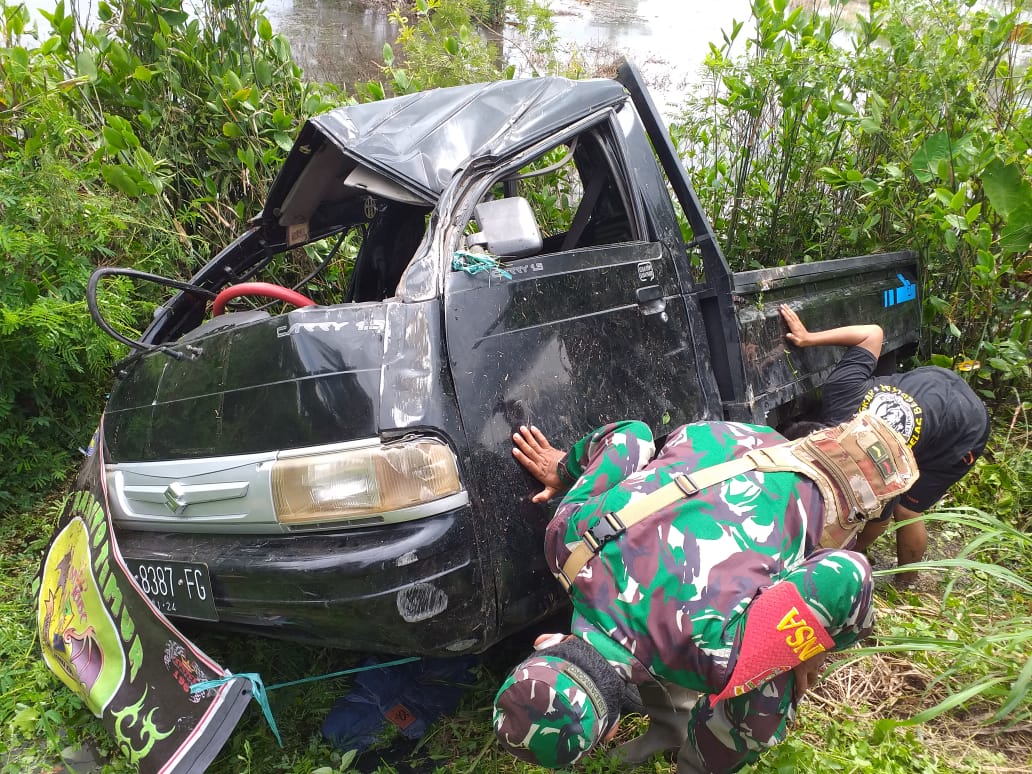 WhatsApp Image 2021-01-18 at 17.58.53 Mobil Rombongan Bantuan Banjir Mengalami Kecelakaan