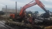 WhatsApp Image 2021-01-20 at 12.58.23 Crane Proyek Jembatan HKSN Roboh