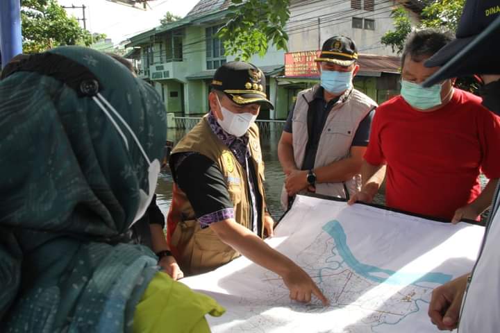 WhatsApp Image 2021-01-21 at 12.10.49 Ibnu Sina Blusukan Pantau Banjir di Banjarmasin
