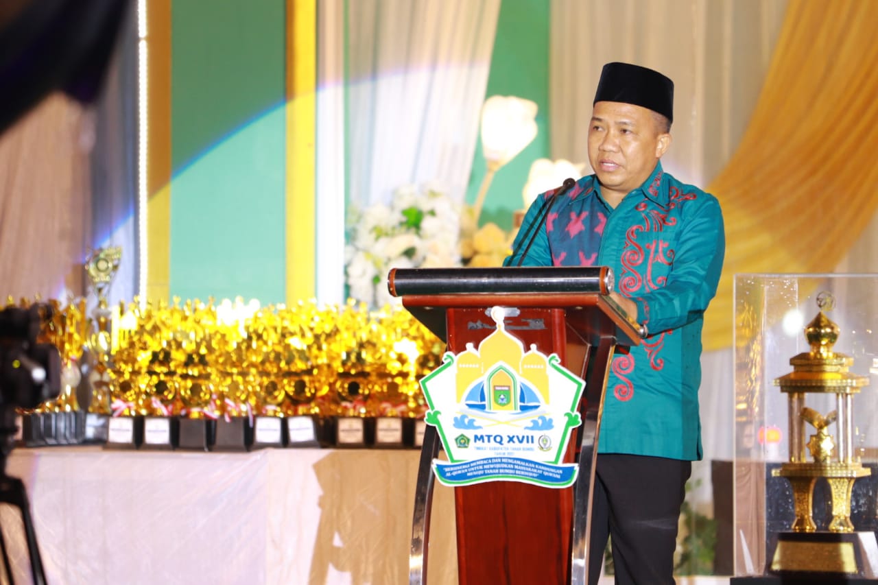 Bupati Tutup MTQ Tingkat  Nasional XVII Kabupaten Tanbu