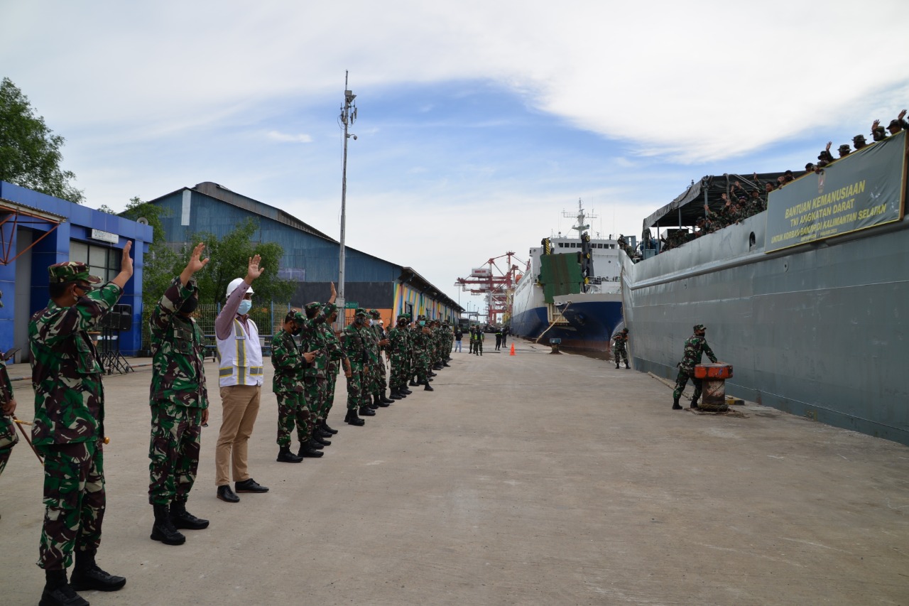 Danrem 101/Antasari Melepas KRI ADRI-L