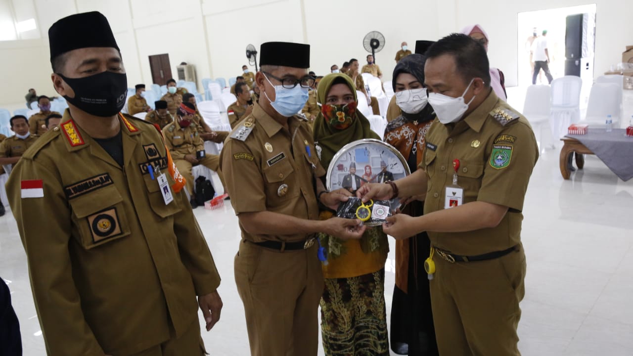 Di Mata Para Camat, H Sudian Noor Bupati yang Agamis