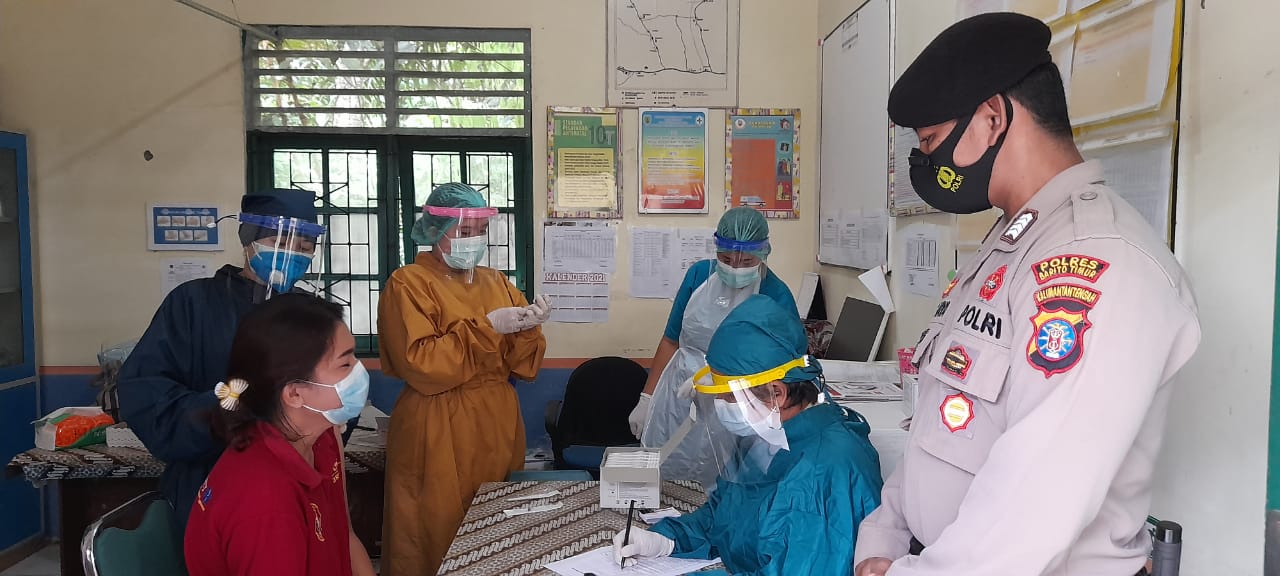 19 Nakes Puskesmas Pasar Panas Divaksinasi