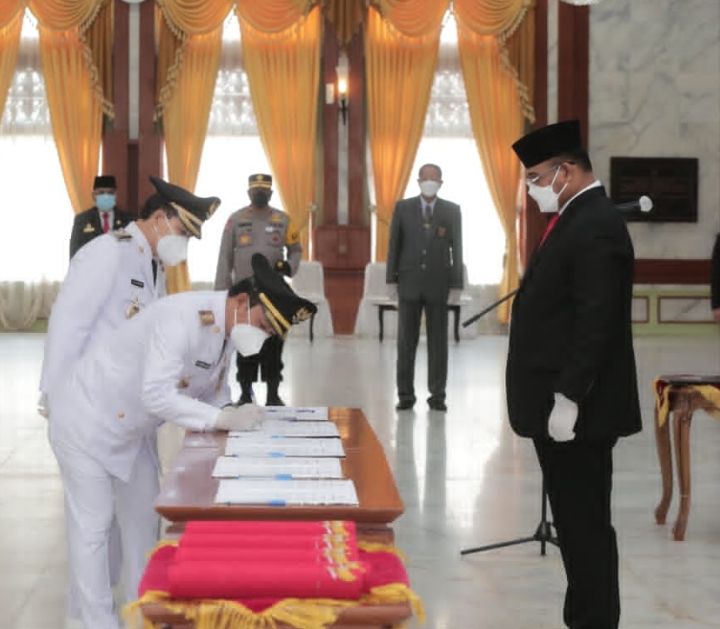 H Abdul Hadi - Supiani Resmi Menjadi Bupati dan Wakil Bupati Balangan