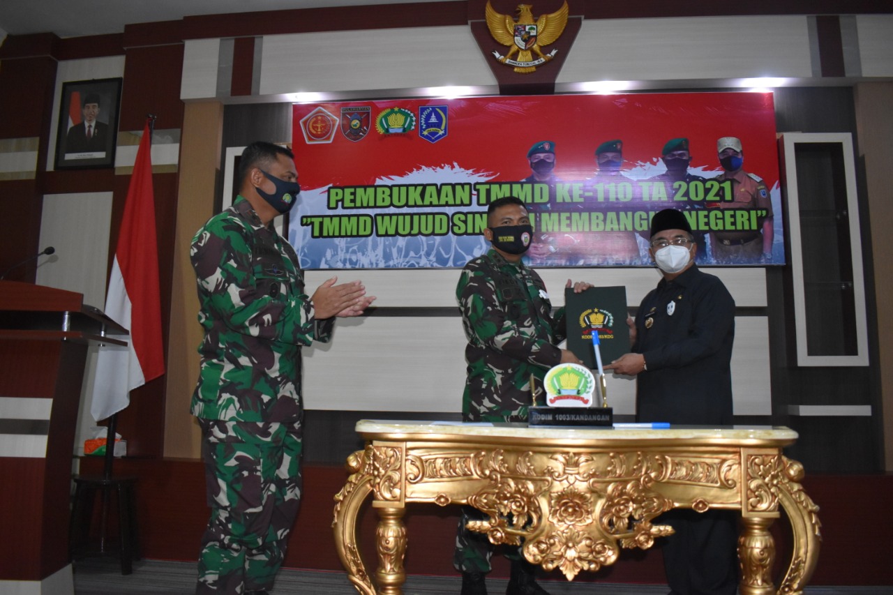 Danrem 101/Antasari Hadiri Pembukaan Sekaligus Tinjau Lokasi TMMD Ke-110 Kodim 1003/Kandangan