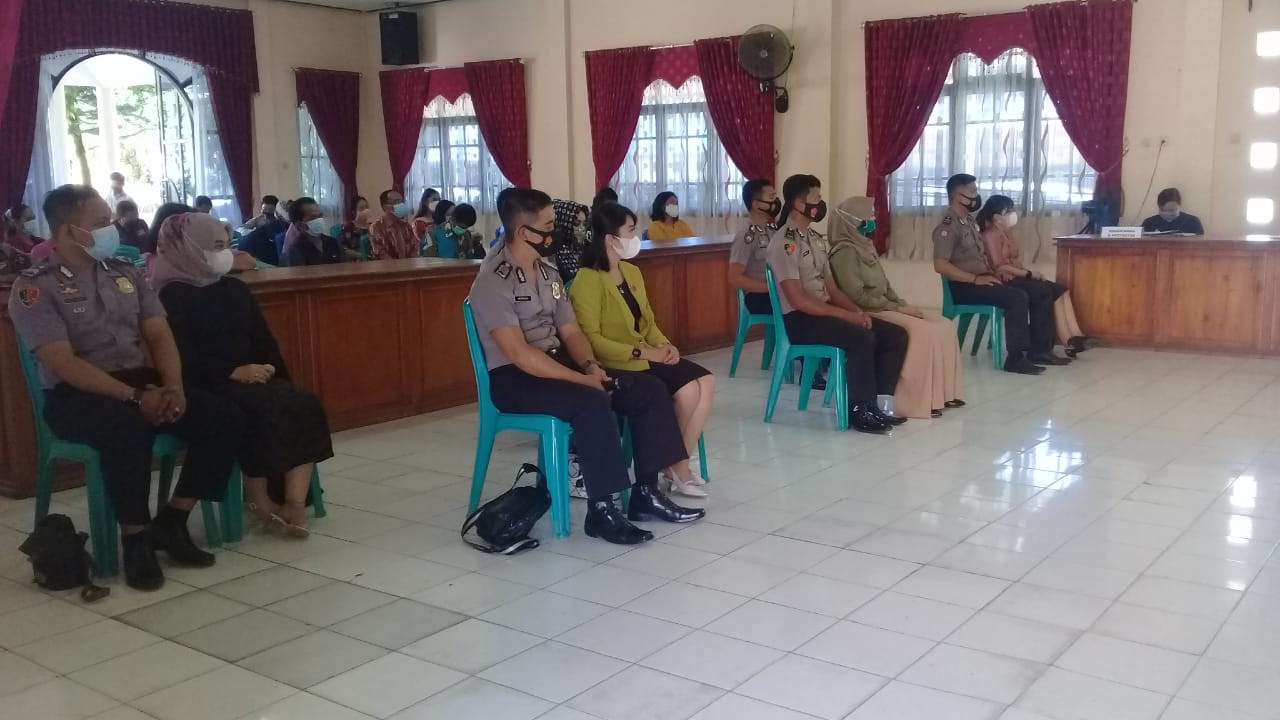 Enam Anggota Kepolisian Disidang BP4R