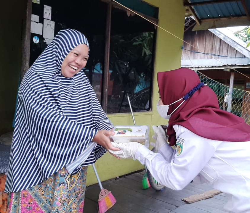 Baznas Kalsel Bagikan Hidangan Berbuka dan Sahur