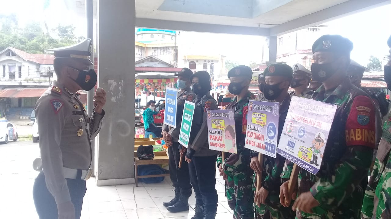 Polres Bartim Bersama TNI Terus Tegakkan Prokes