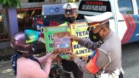 WhatsApp Image 2021-04-21 at 21.13.20 Satlantas Polres Bartim Beri Bingkisan kepada Pengendara Taat Lalulintas dan Prokes