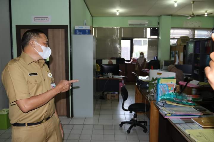 H Mukhyar Pantau Hari Pertama Masuk Kerja ASN Pemkot Banjarmasin