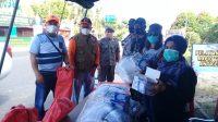 WhatsApp Image 2021-05-02 at 21.33.09 BPBD Damkar Bartim Serahkan Perlengkapan Pos Perbatasan