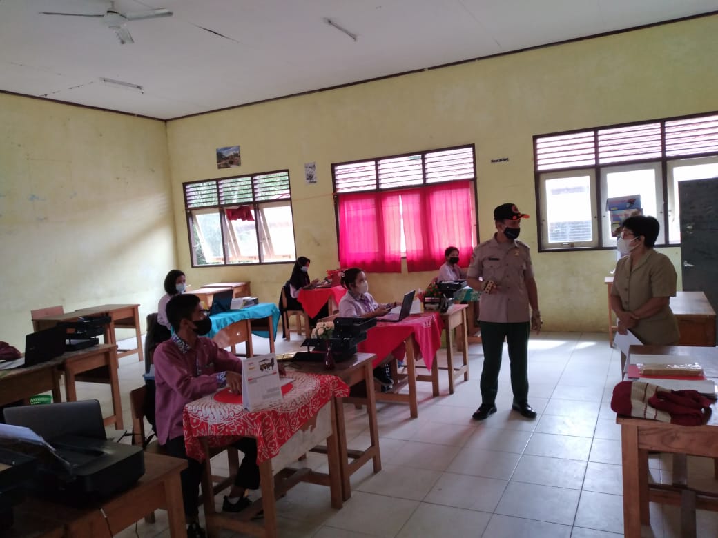 BPBD Damkar Bartim Monitor Prokes Ujian SMKN2 Tamiyang