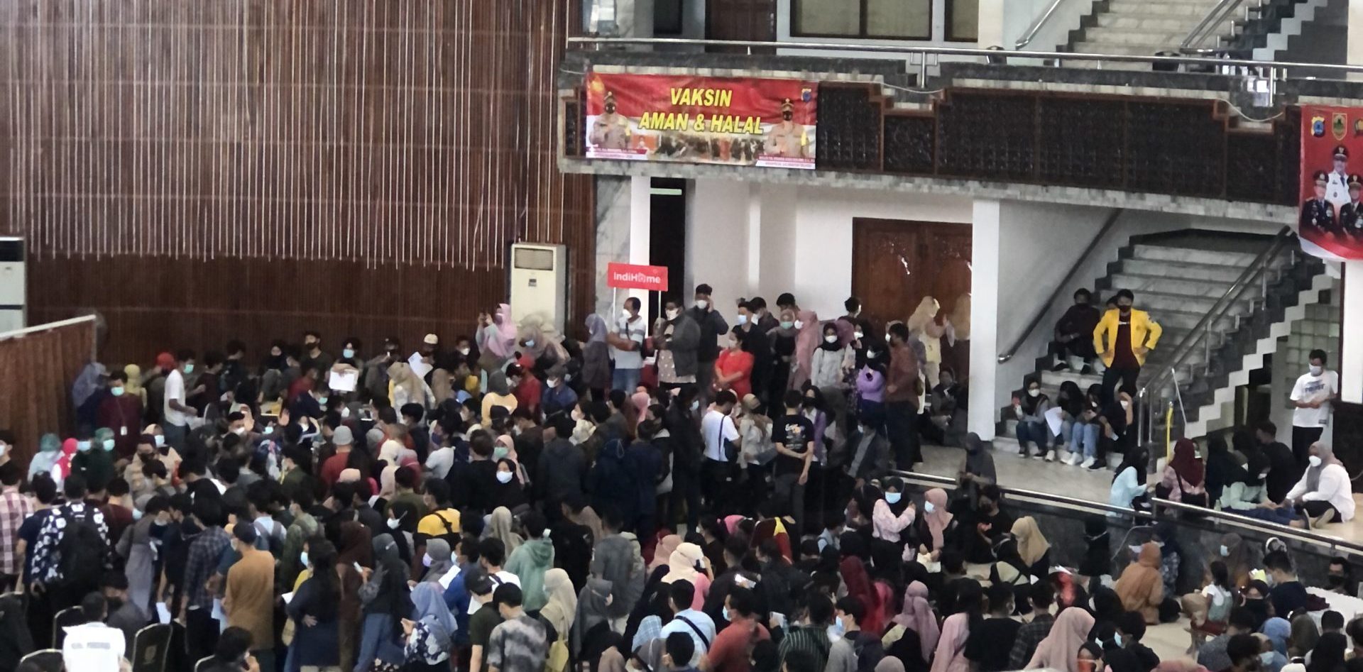 IMG_4119 Ribuan Mahasiswa ULM Ikut Vaksinasi