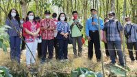 DPRD Bartim Dampingi Poktan Studi Banding