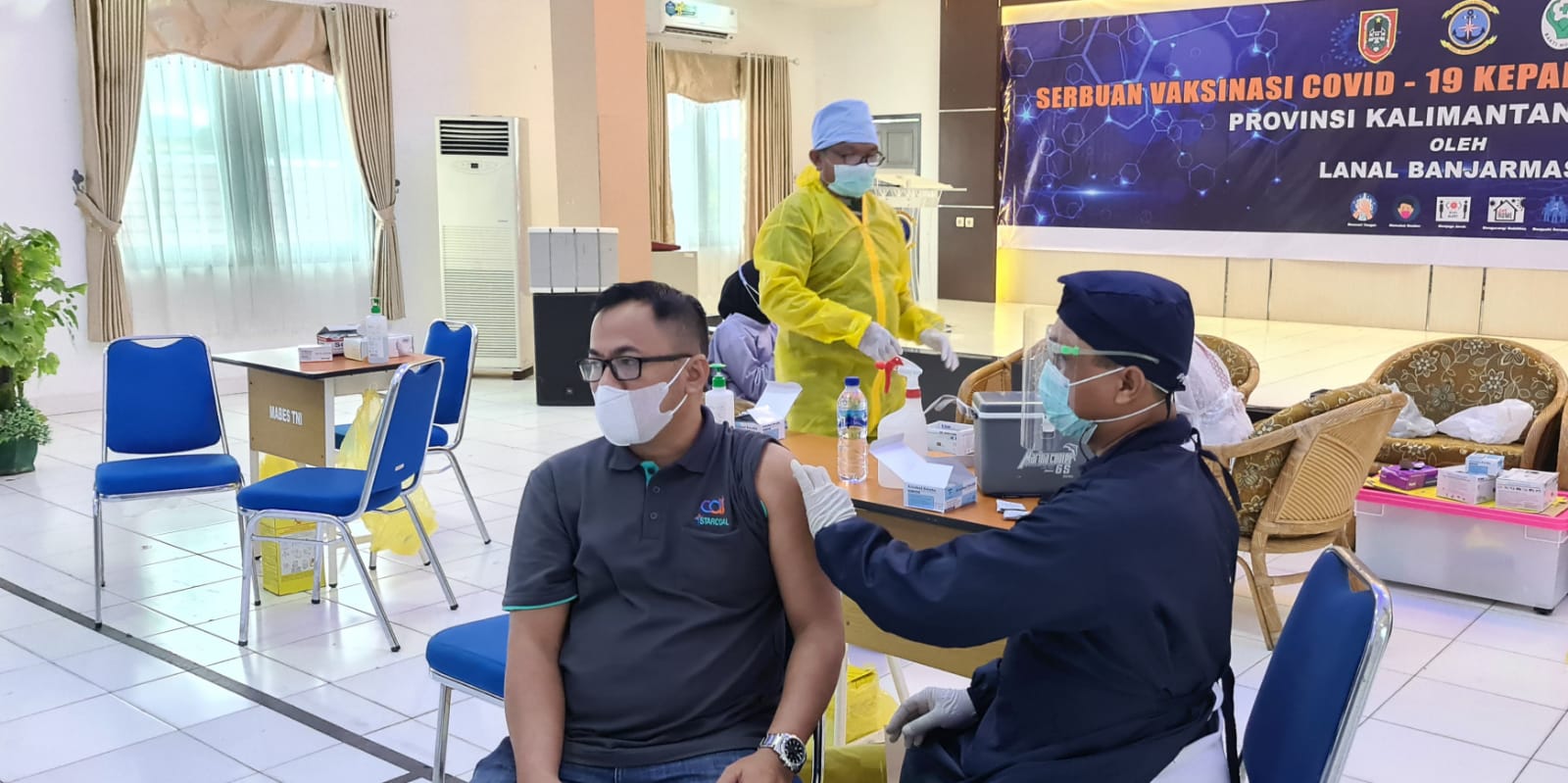 TNI AL Banjarmasin Kembali Vaksinasi Warga Pesisir