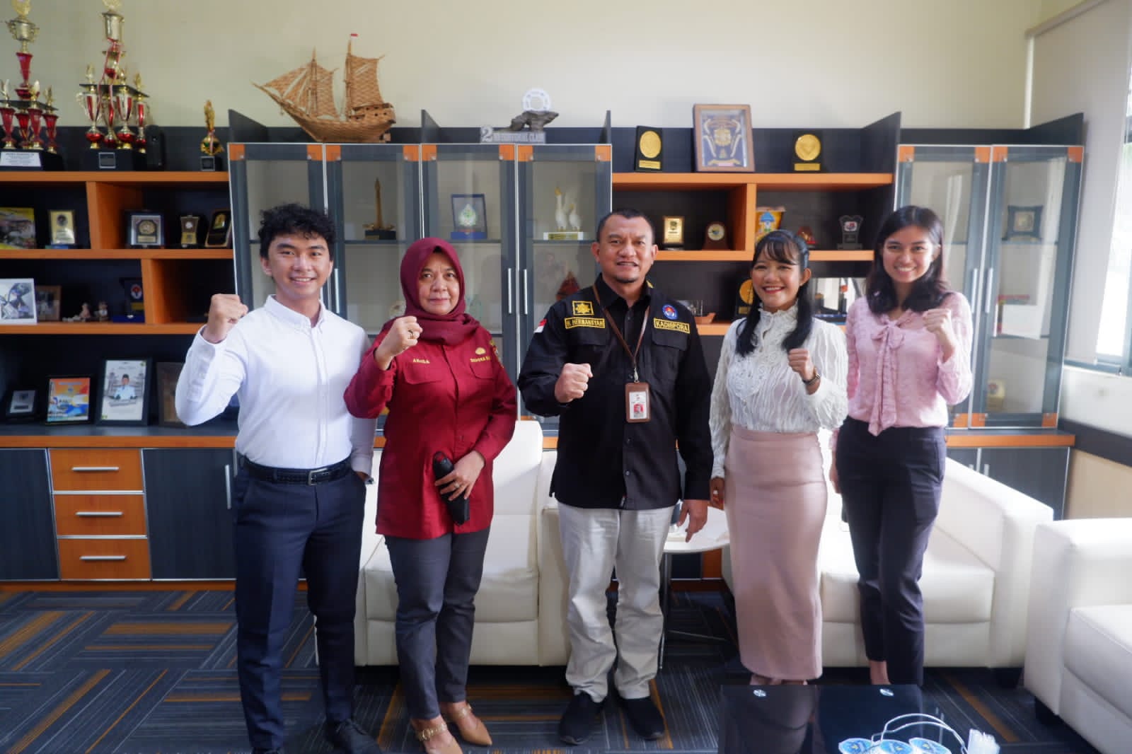 096e30e3d4164f608a119ed5432ec499