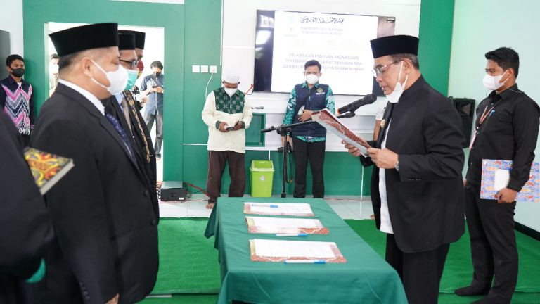 Bupati Zairullah Lantik Pengurus Baznas Tanbu