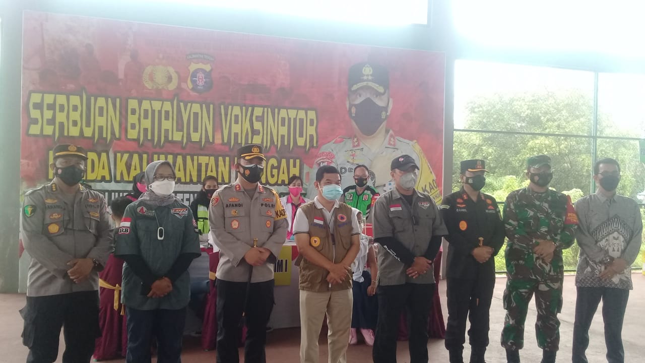 Irjen Pol DR Dedi Prasetyo Pantau Vaksinasi di PT Adaro