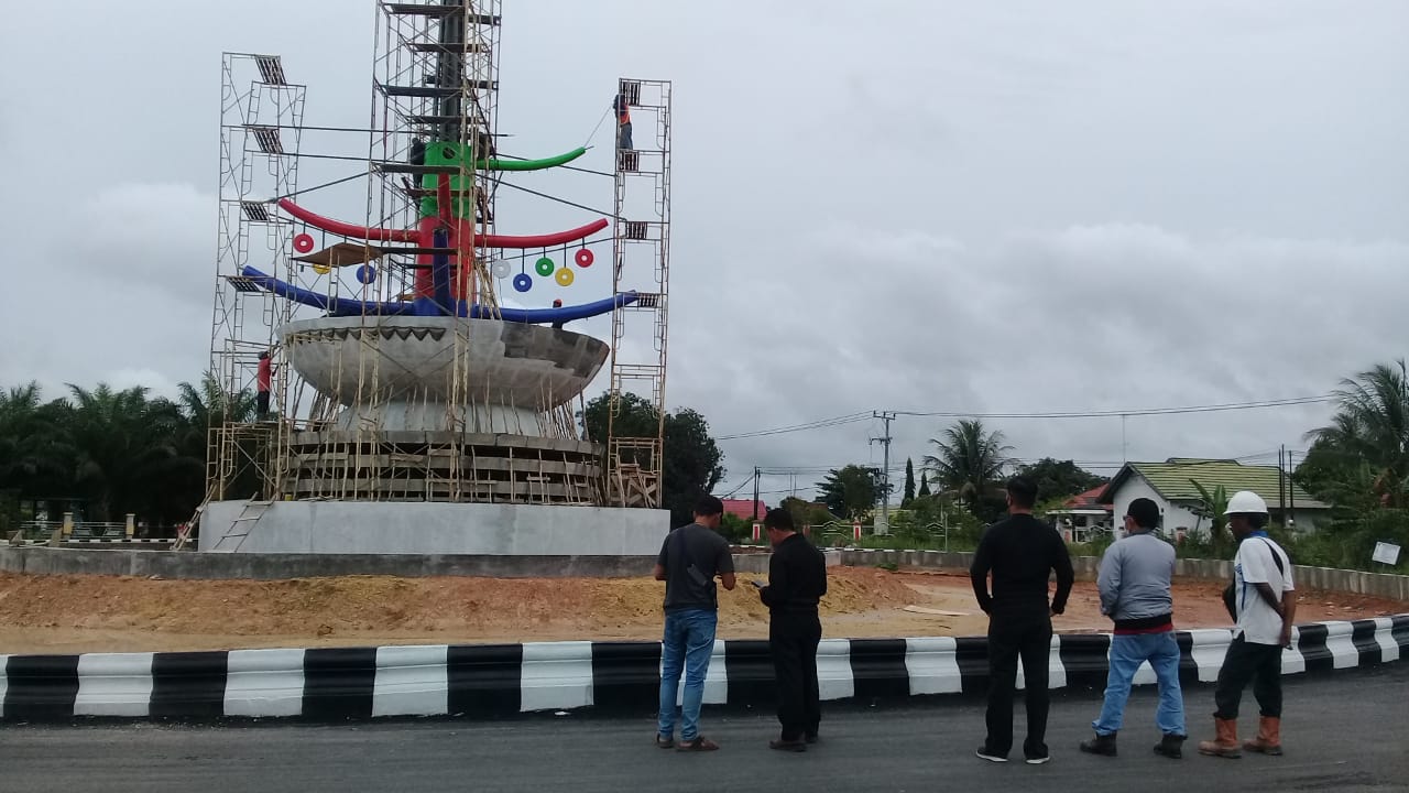 CV RKNJN Terus Genjot Pembangunan Tugu Perak