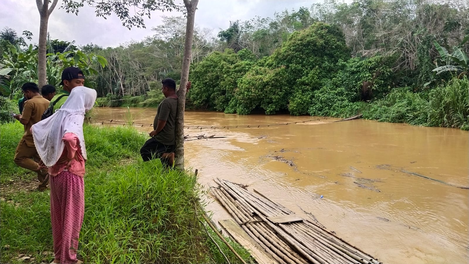 Jembatan Alternatif Dirusak Oknum Tak Bertanggung Jawab
