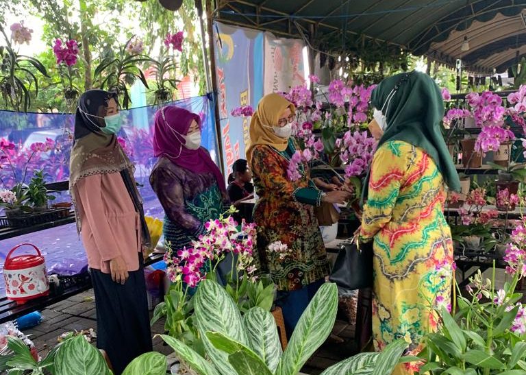 PAI Balangan Juara 2 Lanskape Stand Anggrek NBOS Ke-13