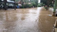 IMG-20211128-WA0001 Banjir, Jalan ke Kecamatan Tebing Tinggi dan Awayan Terkendala