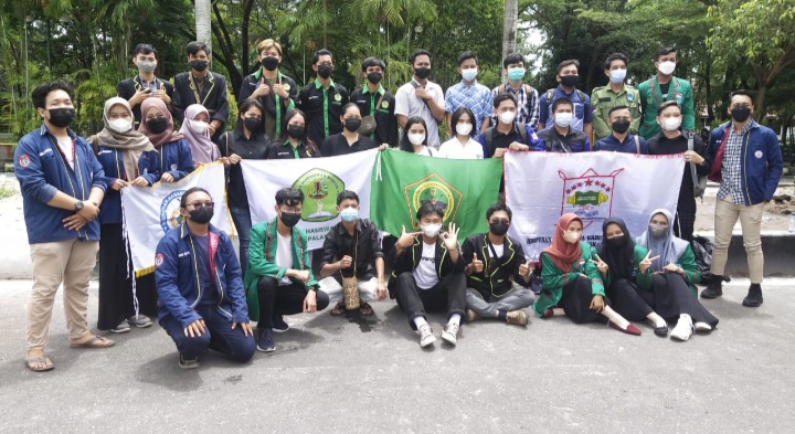 HIMA Bartim Bantu Kegiatan Vaksinasi DPD IWAPI dan Polda Kalteng