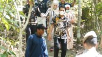 Realisasi Program, Bupati H Abdul Hadi Jalan Kaki 5 Jam Masuk Hutan