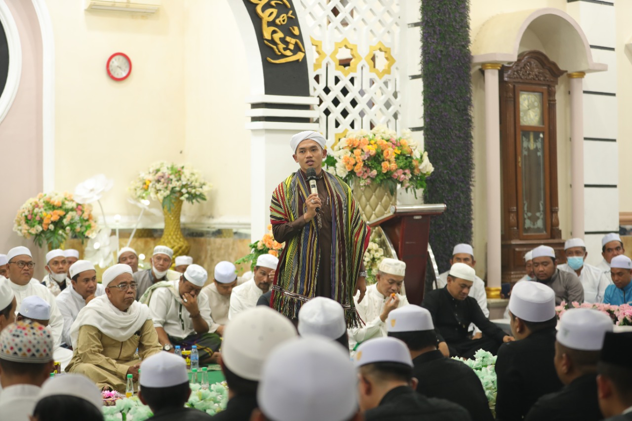 Pemkab Tanbu Hadirkan Guru Yannor