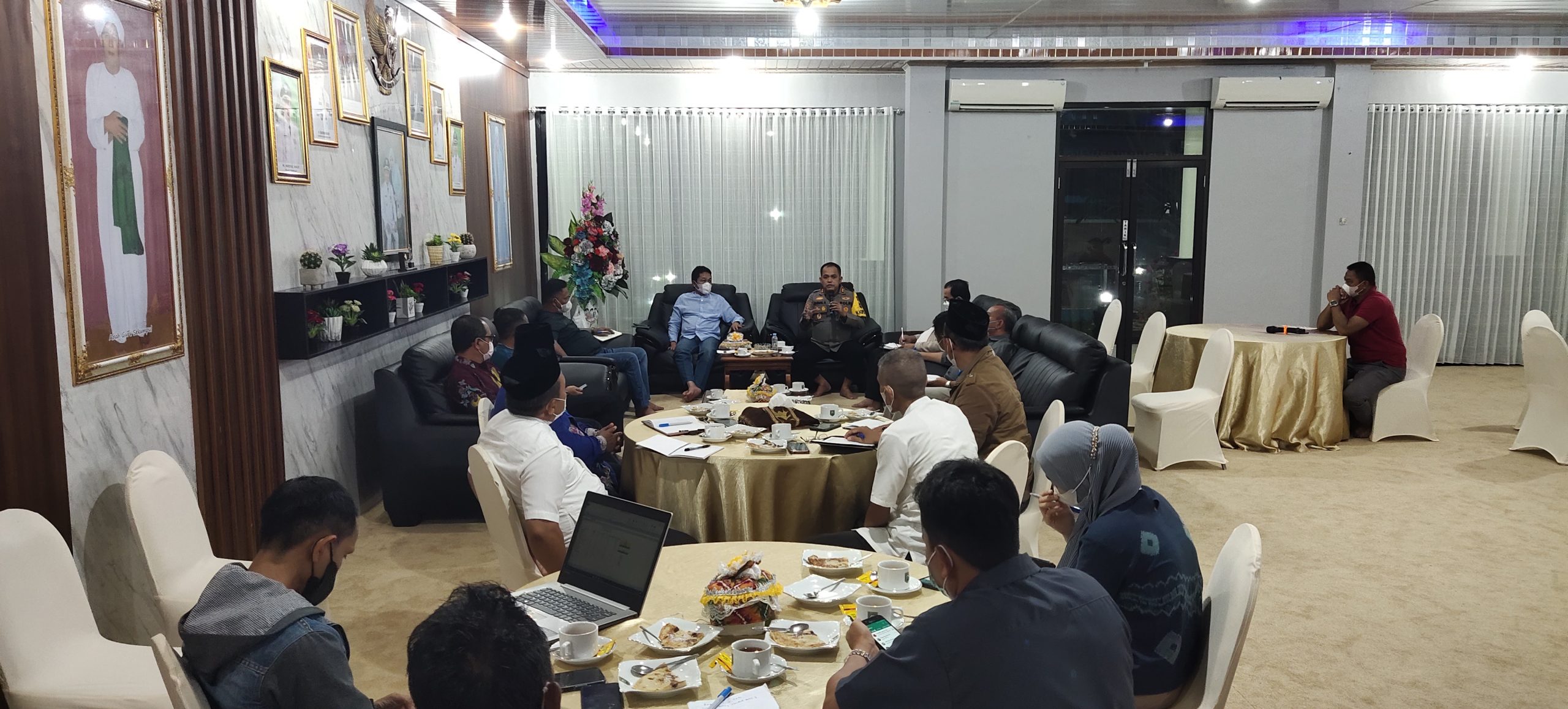 Bupati Minta Para Camat dan Kades Kejar Target Vaksinasi