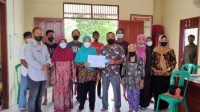 WhatsApp Image 2022-03-18 at 20.49.11 Pemerintah Desa Turan Amis Serahkan BLTDD Kepada 10 KPM