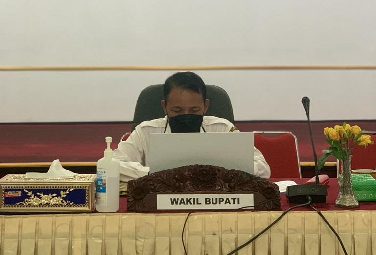 Wakil Bupati Sampaikan LKPJ Kepala Daerah Kabupaten Bartim
